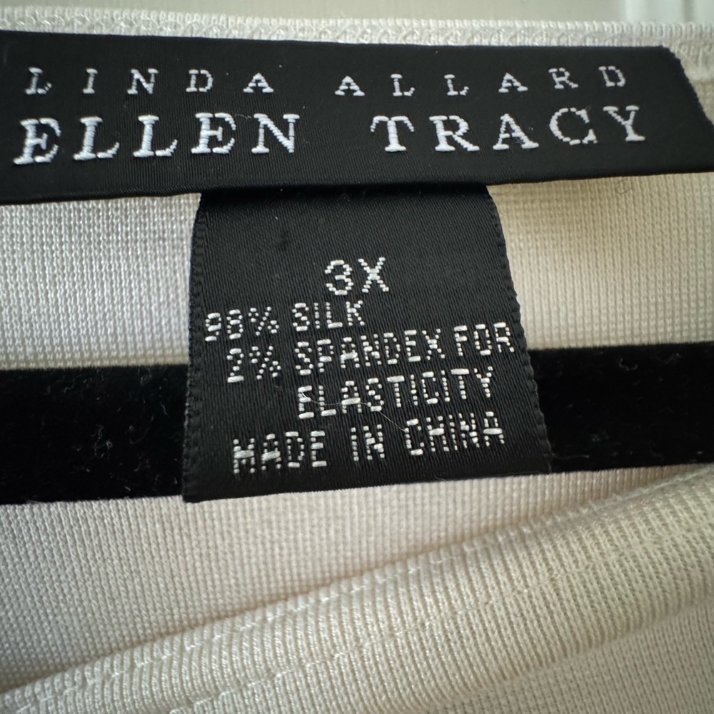 Ellen Tracy Off-White Short Sleeve Top - Picture 2 of 2